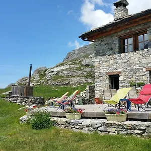  Gasthof Chalet Colinn